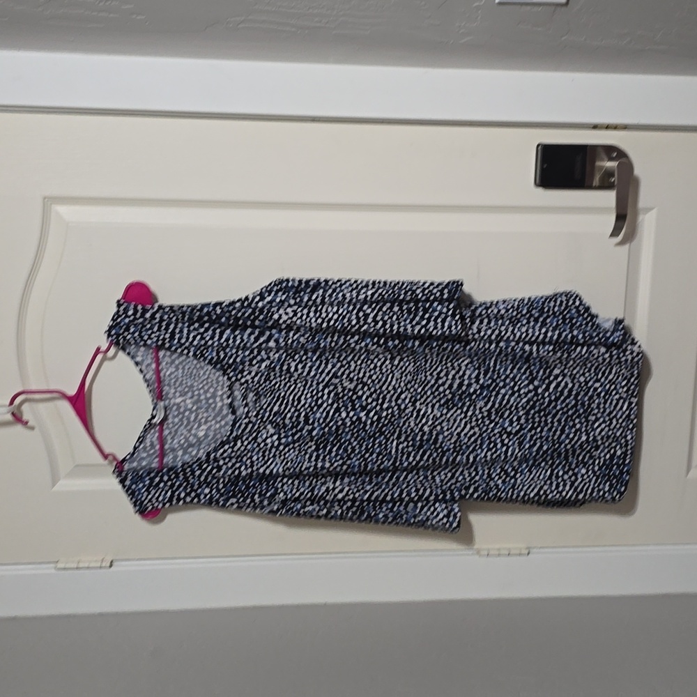 Avenue Cold Shoulder Blouse NWOT size 20